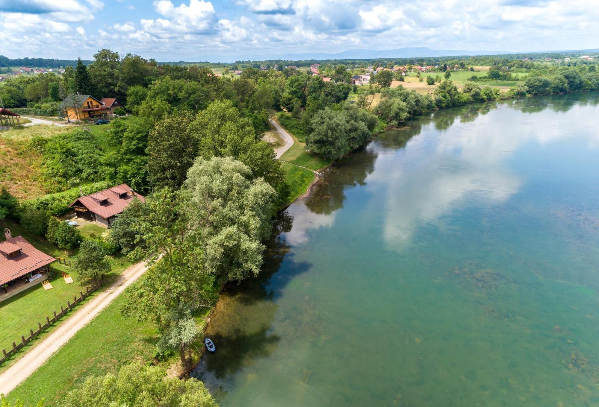 Zagreb, Kuca Za Odmor Swan River Holiday House Lasinja Eksteriør billede